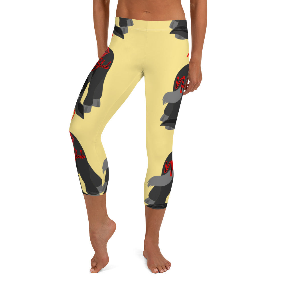 Kiss My Natural Black Donkey Capri Leggings