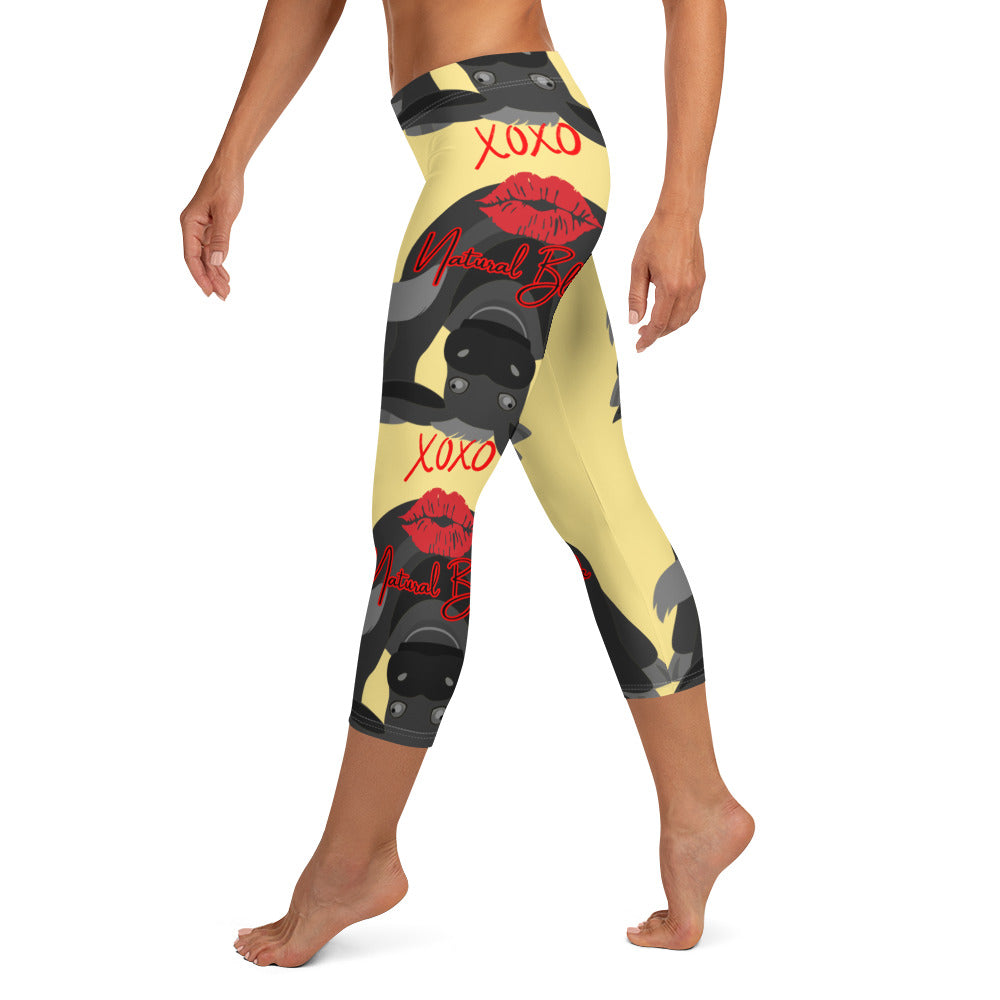 Kiss My Natural Black Donkey Capri Leggings